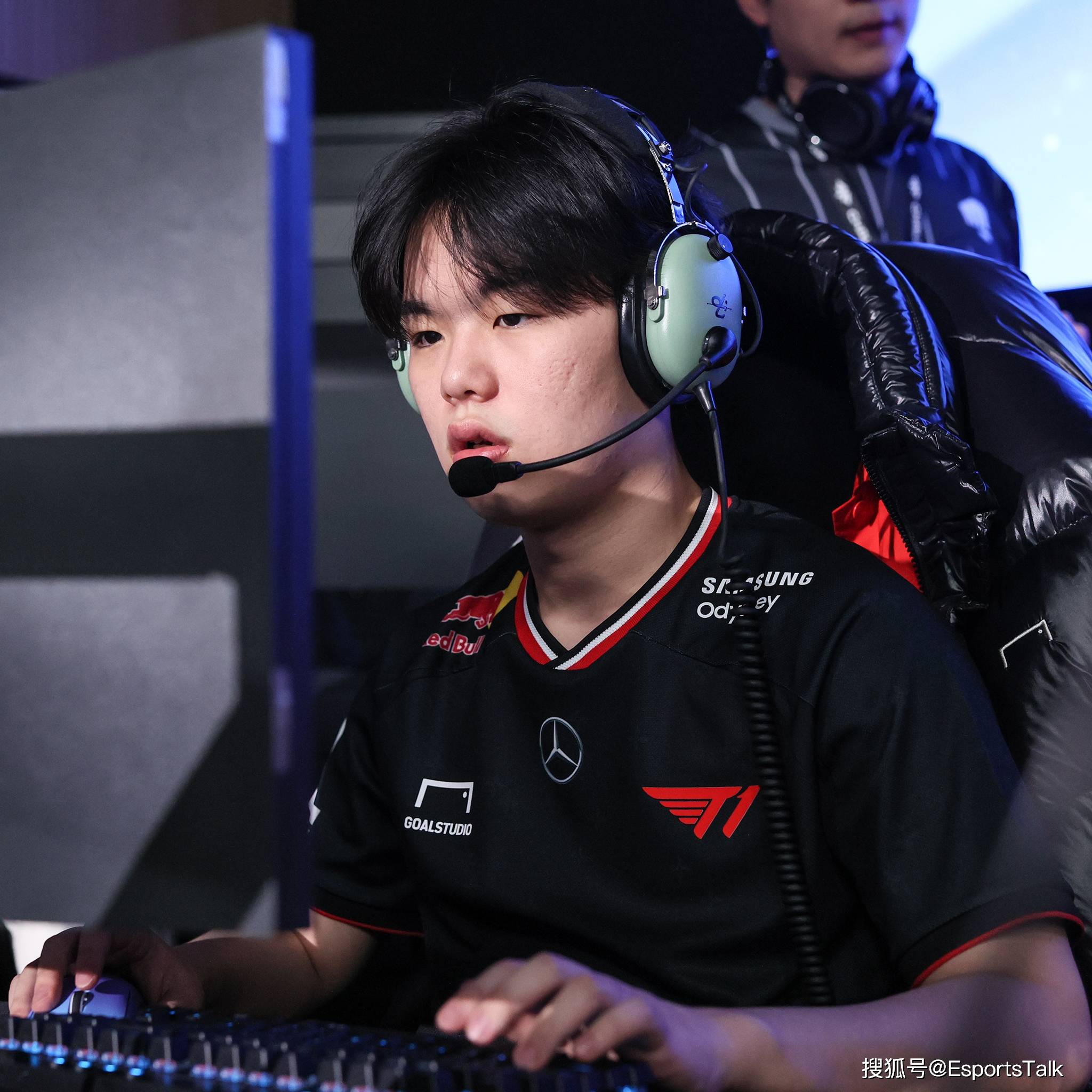 T1轻取TSM,Oner操刀奇招英雄翻盘强强对话全球总决赛,让粉丝疯狂欢呼 T1轻取TSM,Oner操刀奇招英雄翻盘强强对话全球总决赛,让粉丝疯狂欢呼