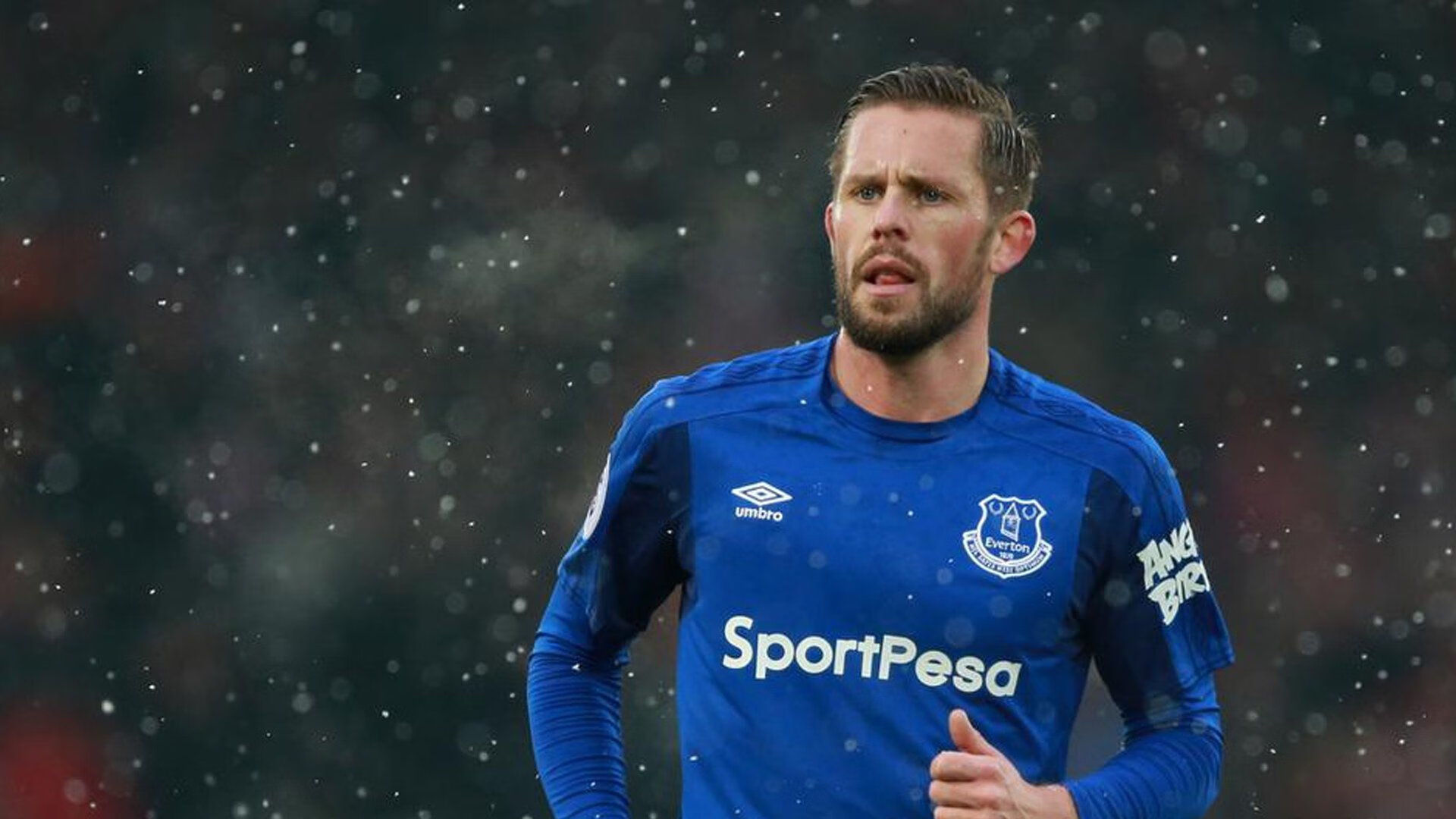 戈贝尔里程碑之夜沦为背景板?字母哥利拉德双剑合璧,雄鹿攻防碾压击碎尼克斯!