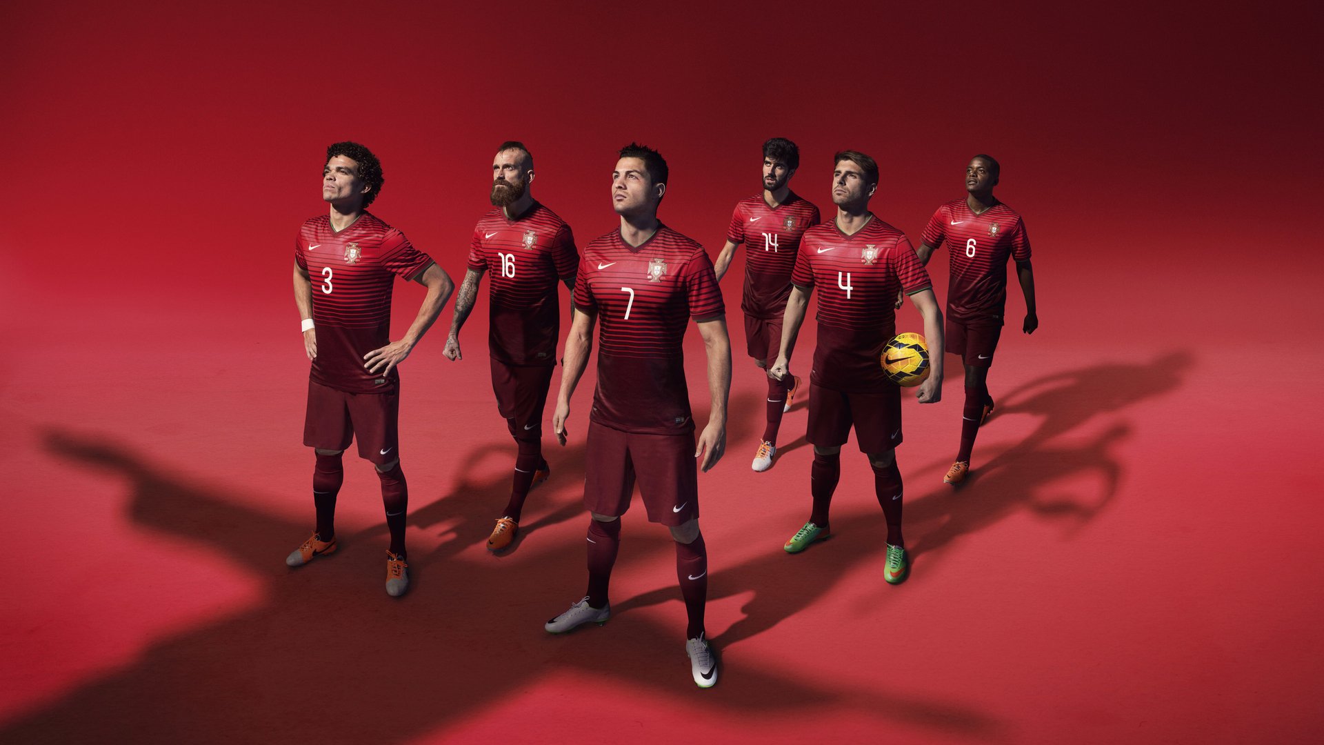 迪马利亚天神下凡统治全场！南非爆冷终结勒沃库森，足球世界再掀波澜