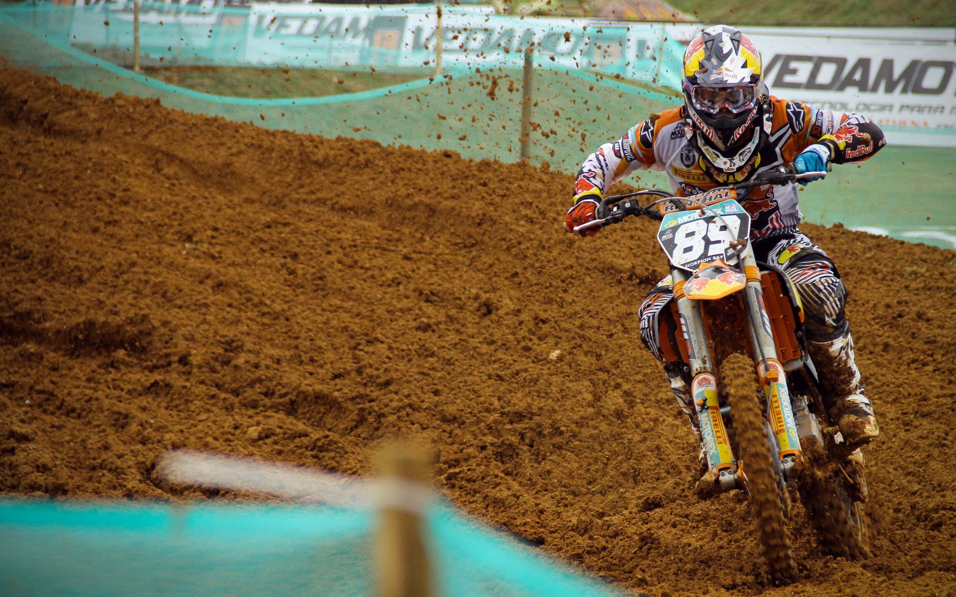 战术革命!青春风暴碾碎巨星云集,德国战车如何一夜拆解法国航母?