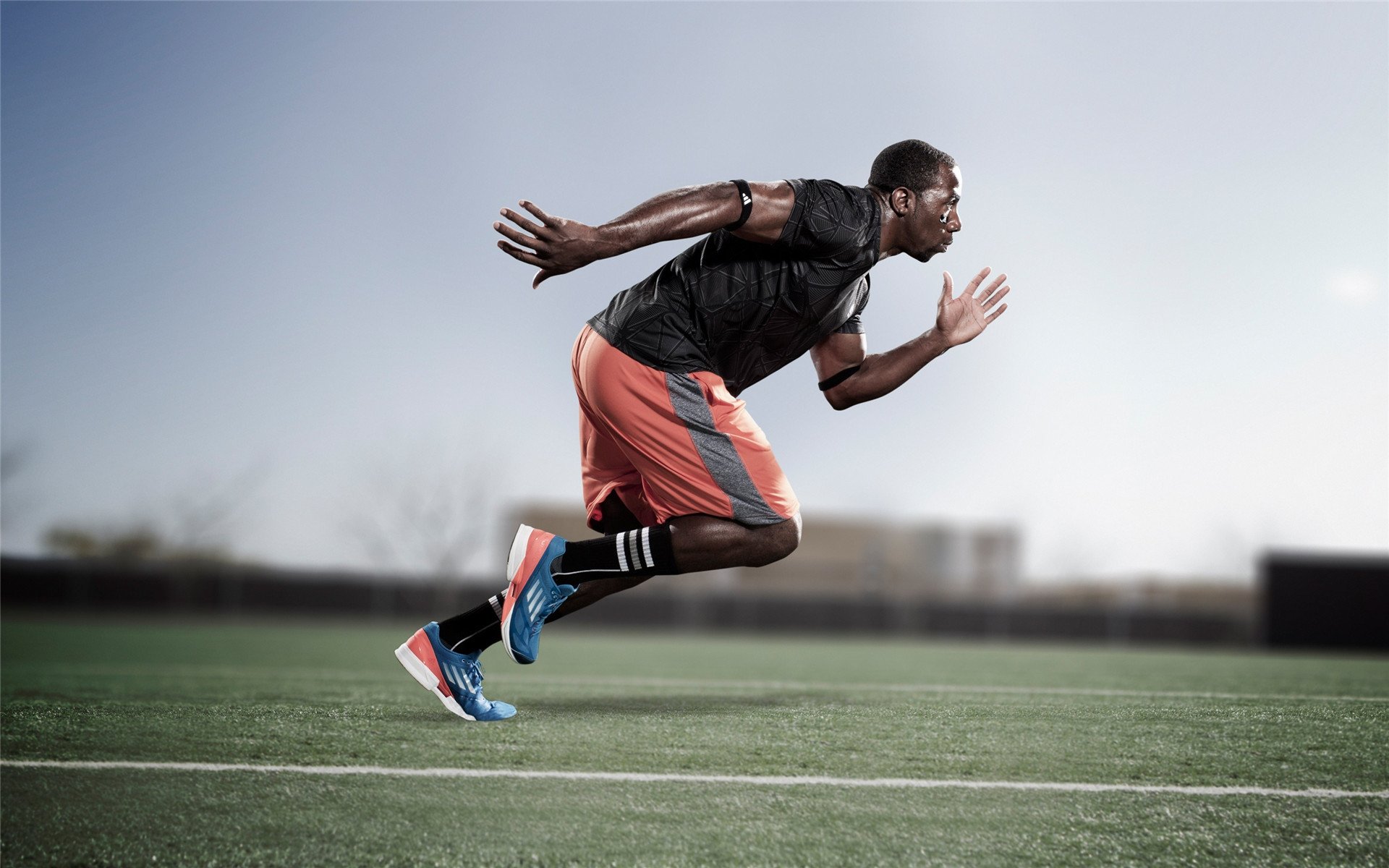 奇迹再现！伊拉克逆转波兰，吉鲁孤掌难鸣，亚洲足球震撼2026世界杯